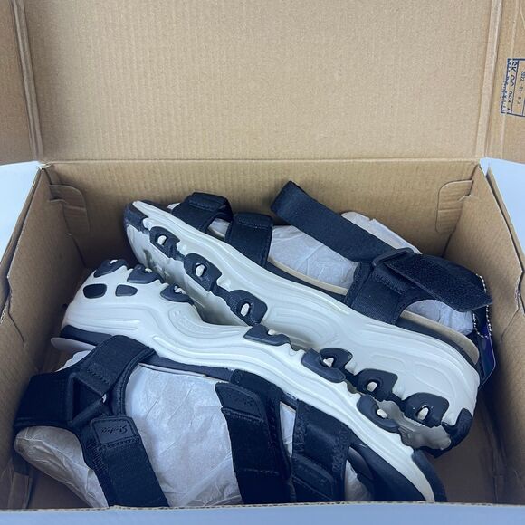 Skechers D'Lites w/ Yoga Foam | Black | Women's 7 - Picture 8 of 10